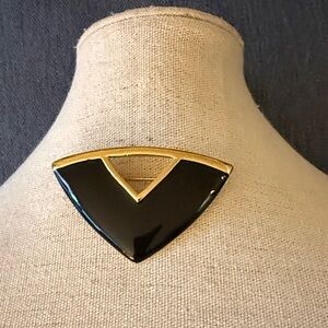 Monet Vintage Black Enamel & Gold Tone Modernist Brooch. Circa 1990’s. Signed.